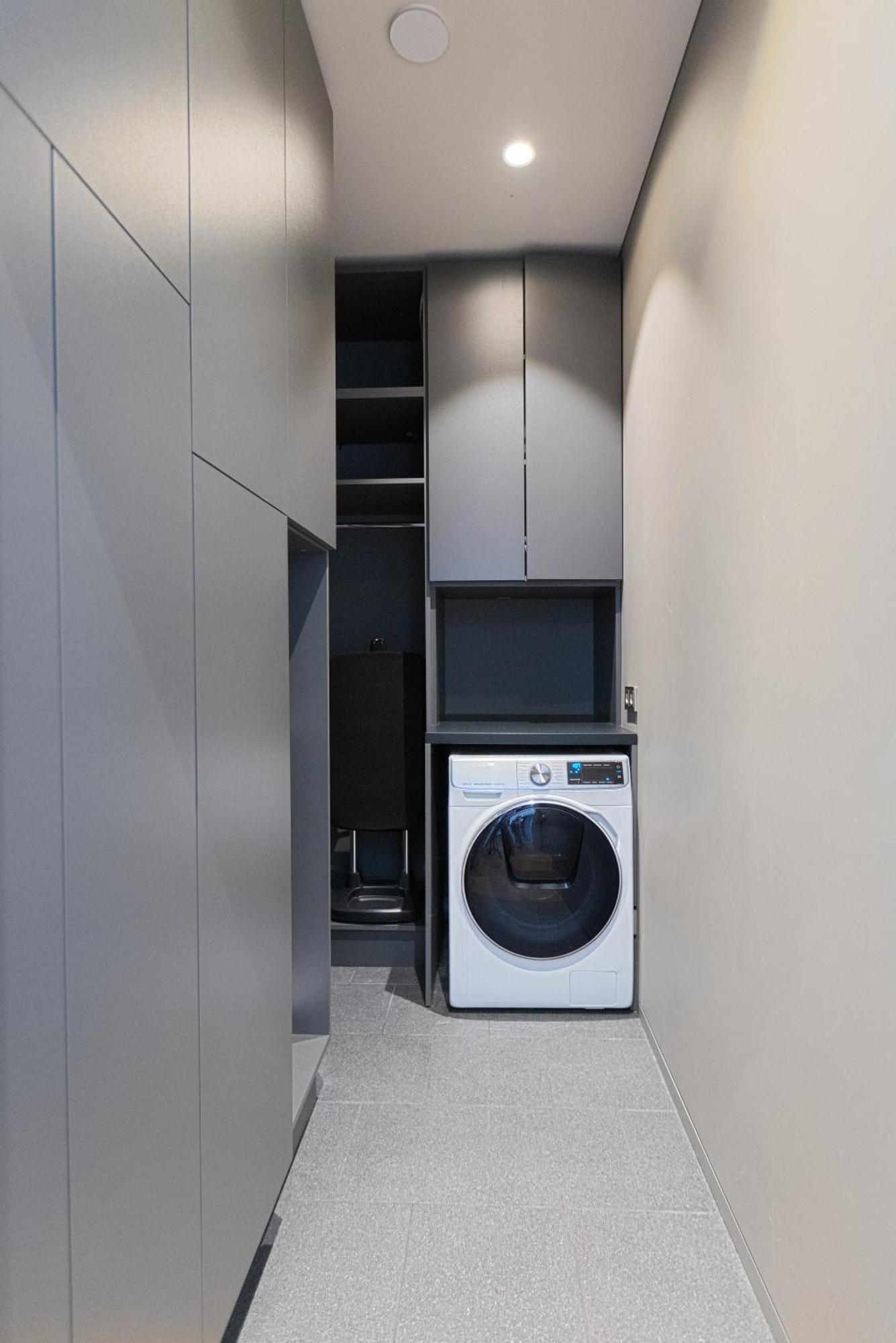 House38 Panoramic View Apartments Self Check-In Каунас Екстериор снимка
